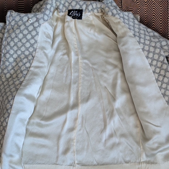 Elegant, Vintage Wool, Light Gray And Beige Patterned Women's Coat and Dress Set - Picture 12 of 16